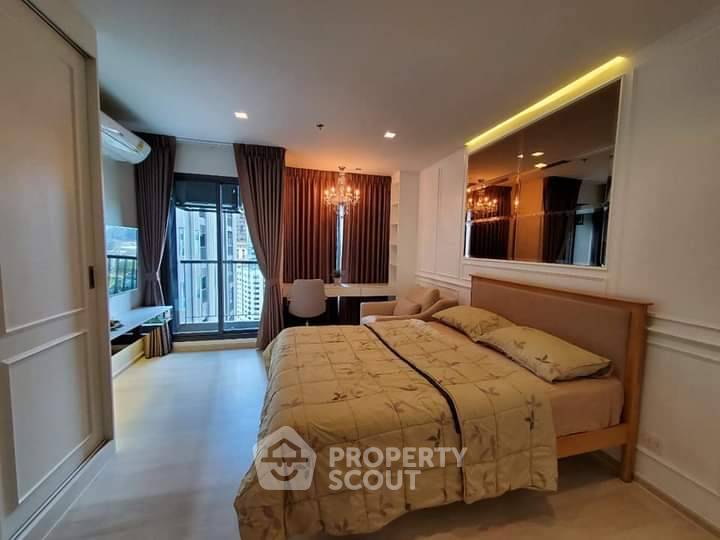 picture 1-BR Condo at Life One Wireless near BTS Phloen Chit (ID 2280536) - 2/8
