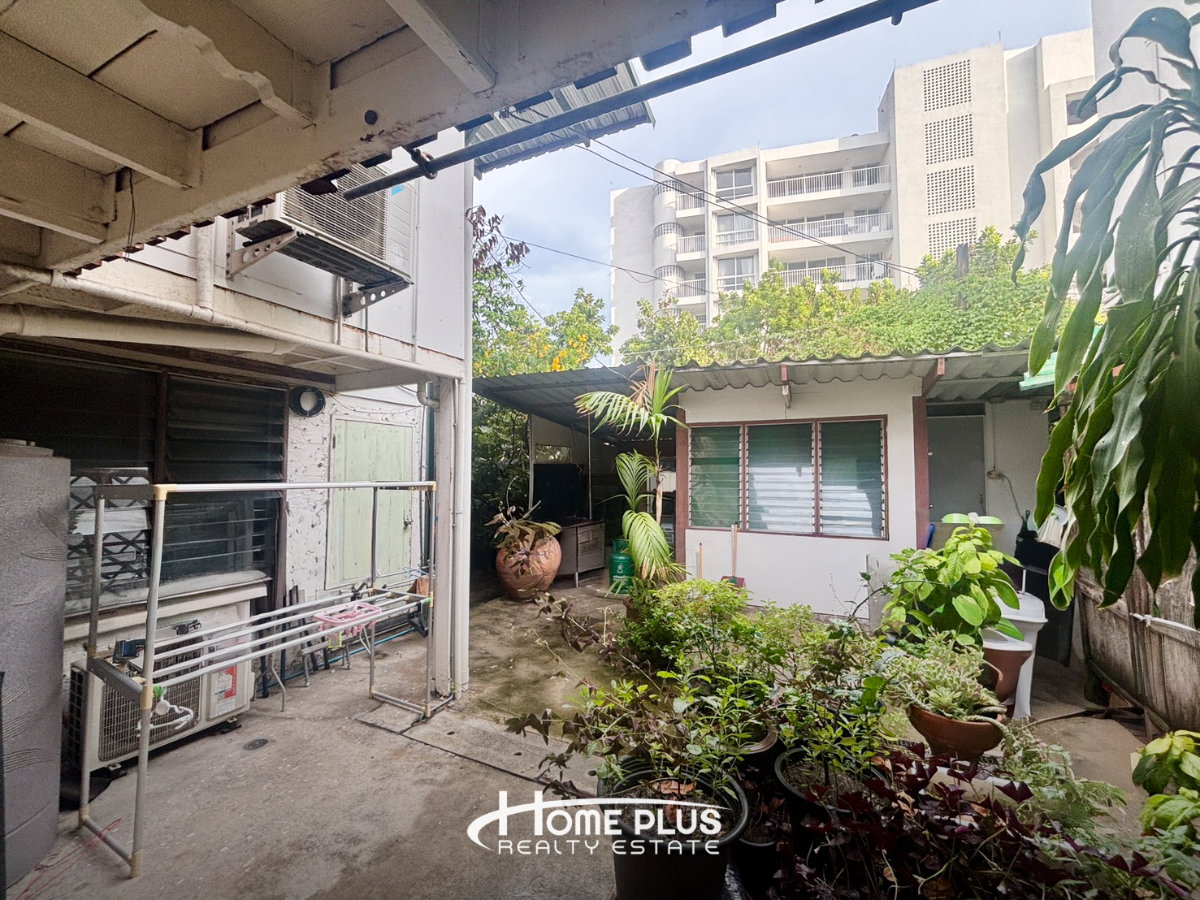 รูป ขายบ้านพร้อมที่ดิน เอกมัย ซอย 8 ถนนสุขุมวิท 63 เขตวัฒนา - รูปที่ 4/28