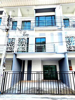 ทาวน์โฮม กรุงเทพมหานคร : ทาวน์โฮมสไตล์โมเดิร์น บ้านใหม่ 3ชั้น ย่านวัชรพล ทาวน์โฮมใหม่-แอทไนซ์ วัชรพล ซอย9