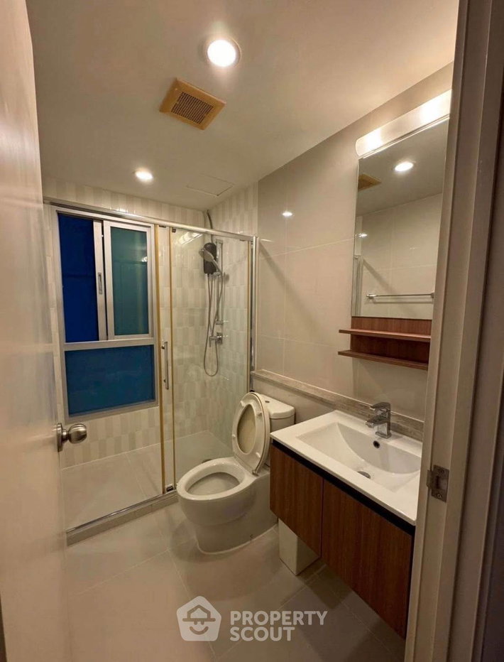 picture 2-BR Condo at Fuse Chan-Sathorn close to Thanon Chan (ID 3001966) - 10/11