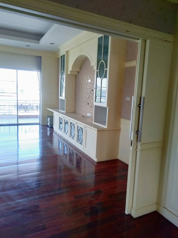 รูป บ้านเดี่ยว 2 ชั้น อยู่ติดซอย จตุรมิตร ถนน หน้าสงเคราะห์ อำเภอ เมืองปัตตานี จังหวัด ปัตตานี รหัสแฟ้ม : 65-00023 หรือ 30167-0001 ติดต่อคุณวันวิสา - รูปที่ 4/14