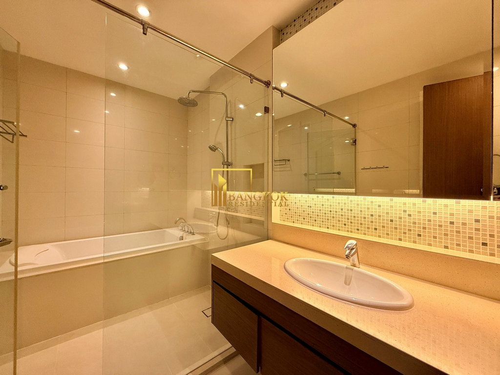รูป Bright Sukhumvit 24 | Gorgeous 3 Bedroom Duplex Condo - BR6778CD - รูปที่ 27/39