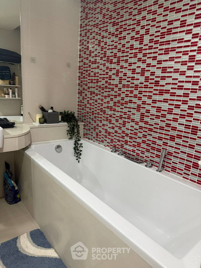 picture 1-BR Condo at Le Nice Ekkamai Condominium near BTS Ekkamai (ID 2444044) - 8/14