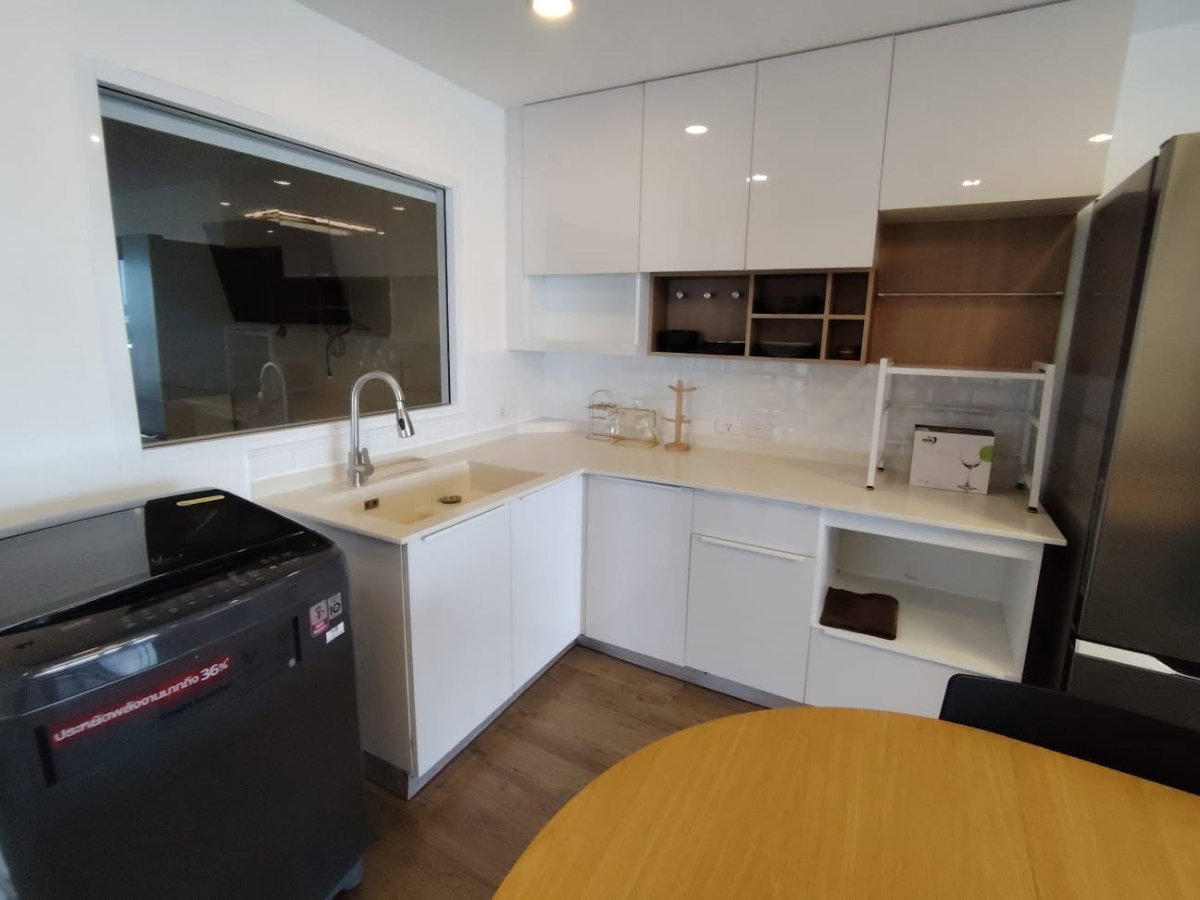 รูป Condo for RENT : State Tower 𝐒𝐢𝐳𝐞 : 127 sqm. 3 Bed /2 Bath / 2 Balconies / City view 𝐅𝐥𝐨𝐨𝐫 : 29th Fully furnished ✅2 Car parkings - รูปที่ 5/21