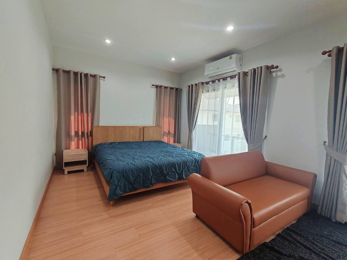 รูป ให้เช่าบ้านเดี่ยว 2 ชั้นในโครงการ บ้านกาญจน์กนก12. พื้นที่ 220 ตรม. 4ห้องนอน 4ห้องน้ำ - รูปที่ 3/11