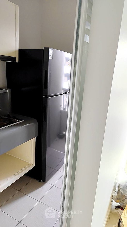 picture 1-BR Condo at Q House Sathon near BTS Krung Thon Buri (ID 2266169) - 3/7