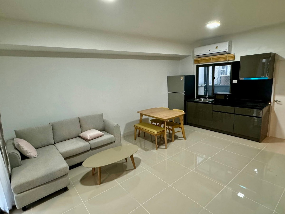 รูป บ้านให้เช่า Townhouse Pleno สุขุมวิท-บางนา 2 พร้อมเข้าอยู่สนใจติดต่อ Line @goodmanpro หรือโทร 0999029 - รูปที่ 3/5