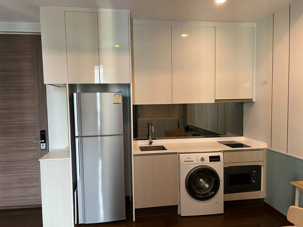 picture 📍 Q Asoke For Rent | 2 Bed1Bath | High Floor 23 | City View | Closed MRT Phetburi |Ready to Move In - 2/16