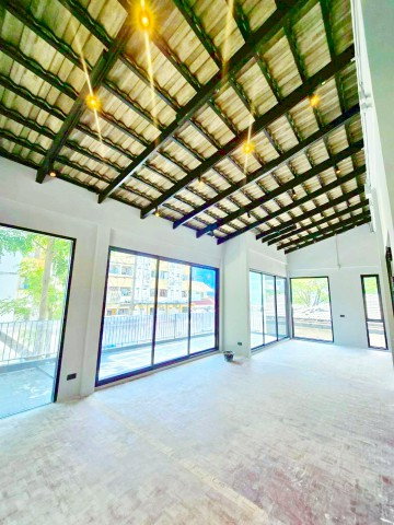 รูป ทรู ดิจิทัล พาร์ค 60 ตร.ว.240 ตร.ม นานาชาติแองโกลสิงคโปร์ 200ม. commercial space ปรับปรุงใหม่ใกล้ BTS ปุณณวิถี 400 ม. - รูปที่ 3/8