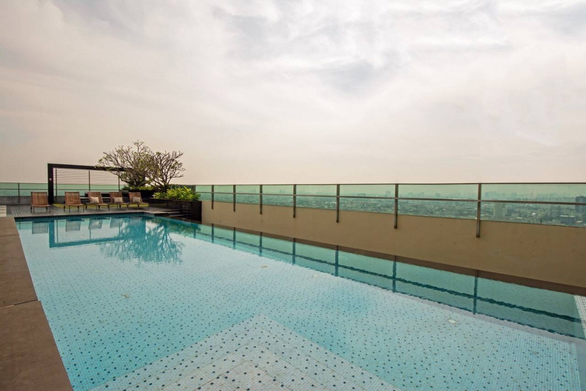 รูป 🌆✨ FOR RENT: Rhythm Ratchada — SPACIOUS HIGH-FLOOR CITY LIVING!  💰 Rental Price: 20,000 THB/month!!   - รูปที่ 27/30
