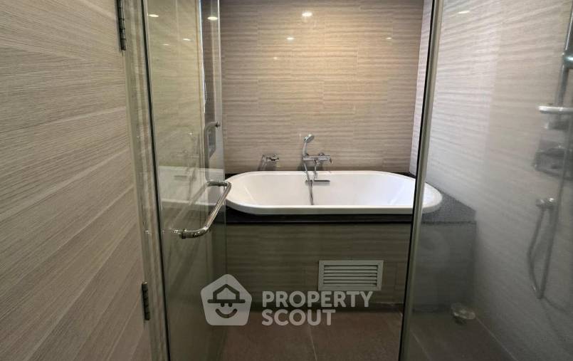 รูป คอนโด 2-ห้องนอน ที่ คลาส หลังสวน ใกล้ BTS ชิดลม (ID 2999259) - รูปที่ 4/4