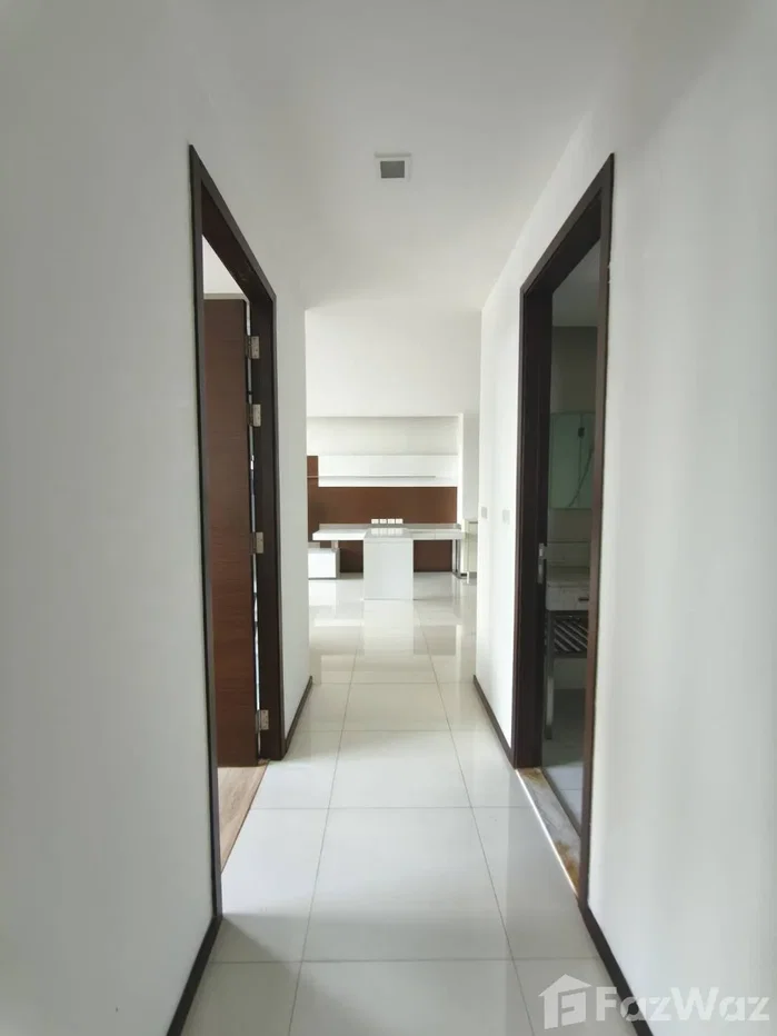 picture 2 Bedroom with beautiful city view 6476040 - 17/28