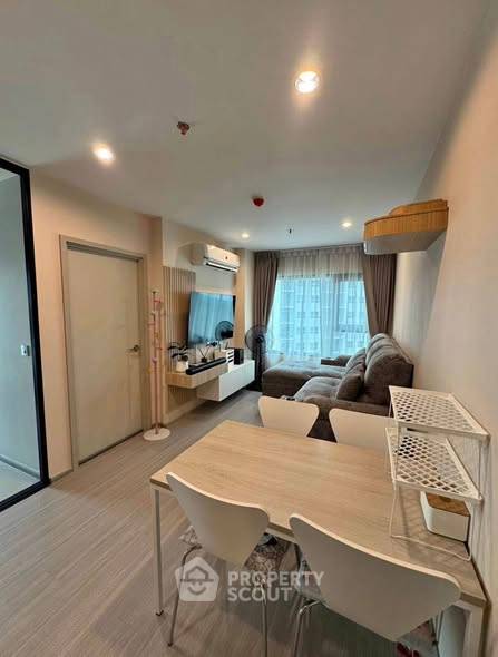 picture 2-BR Condo at Aspire Erawan Prime near BTS Royal Thai Naval Academy (ID 3006270) - 2/12