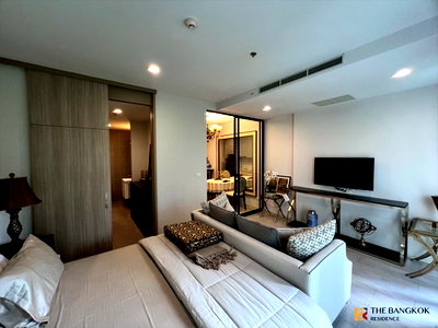 Condos for sale : 💎Luxury Modern Condo for Sale at Noble Ploenchit, Fully Furnished with Private Lift Access near BTS Phloen Chit ✨