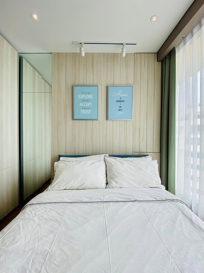 picture Condo for RENT/SALE Park 24 𝐒𝐢𝐳𝐞 : 26 sqm. 1 Bed /1 Bath /Unblocked view 𝐅𝐥𝐨𝐨𝐫 : 29th - 4/7