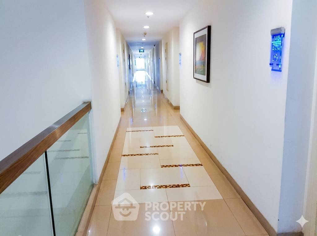 รูป คอนโด 1-ห้องนอน ที่ ไลฟ์ แอท พหลฯ-อารีย์ ใกล้ BTS สะพานควาย (ID 3005783) - รูปที่ 4/9