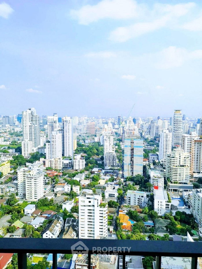 picture 1-BR 34 Sqm At 30th Floor At The Edge Sukhumvit 23, MRT Sukhumvit 200m (ID 2739002) - 12/12