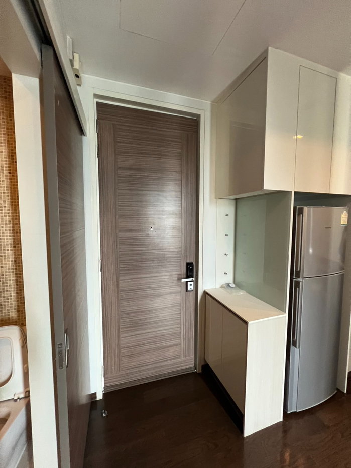 picture 📍 Q Asoke For Rent | 2 Bed1Bath | High Floor 23 | City View | Closed MRT Phetburi |Ready to Move In - 3/16