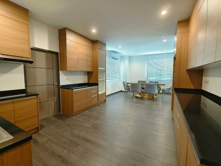 รูป 🏡✨ ให้เช่า บ้านเดี่ยว 3 ชั้น สุขุมวิท 65 (เอกมัย) จดบริษัทได้ - รูปที่ 18/26