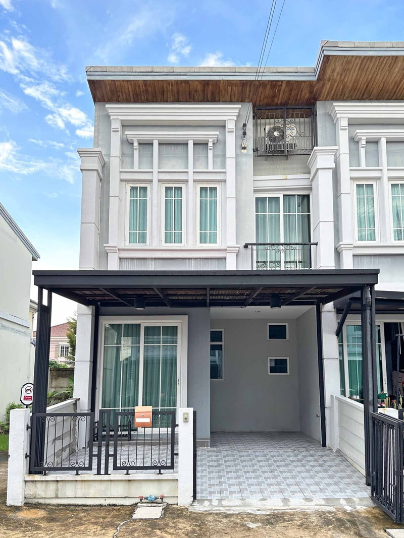 ขายทาวน์โฮม : ขาย ทาวน์โฮม 2 ชั้น Golden Town 3 ลาดพร้าว เกษตรนวมินทร์ ขนาด 17 ตรว 150 ตรม 3 นอน 2 น้ำ  หลังมุม ใกล้นวมินทร์ นวลจันทร์ โพธิ์แก้ว : KT26S-011