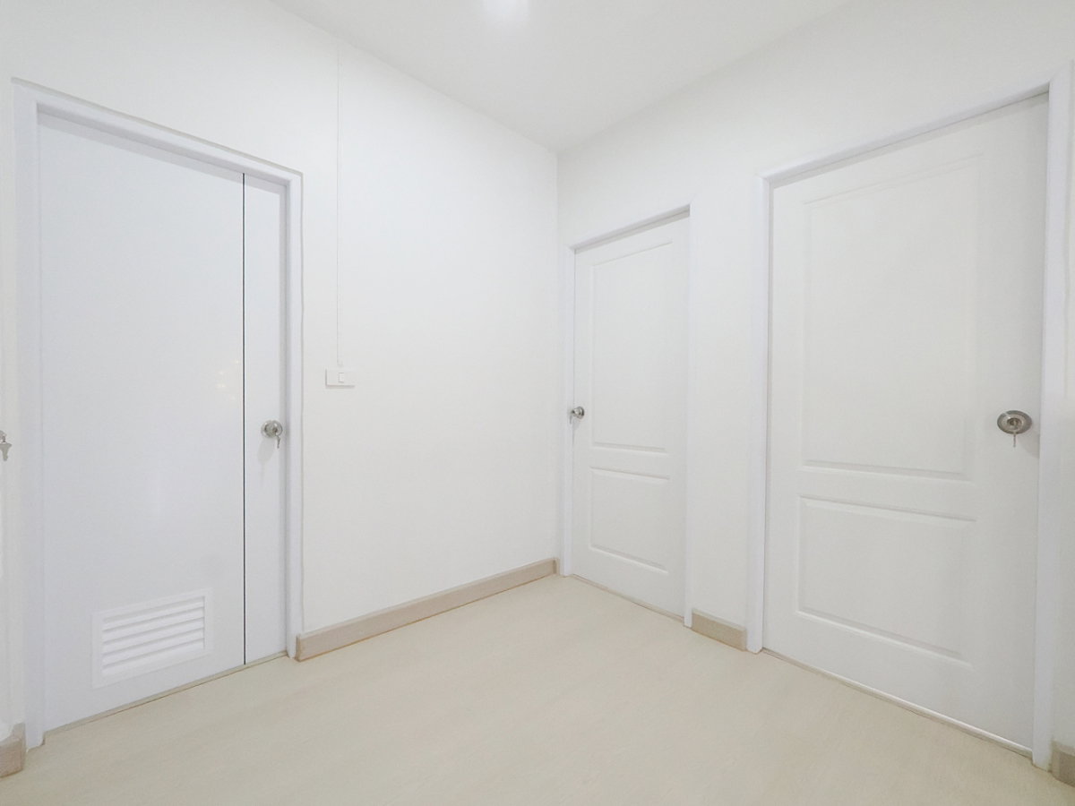 รูป ขายราคาพิเศษ บ้านเดี่ยว 2 ชั้น 123 ตรว. ม.สีวลี รังสิต1 5นอน 3น้ำ บ้านหลังใหญ่ ทำเลหลังมุม ถนนเมน ฟังชั่นดีเยี่ยม พร้อมเฟอร์ [รังสิต-คลอง2] - รูปที่ 34/66