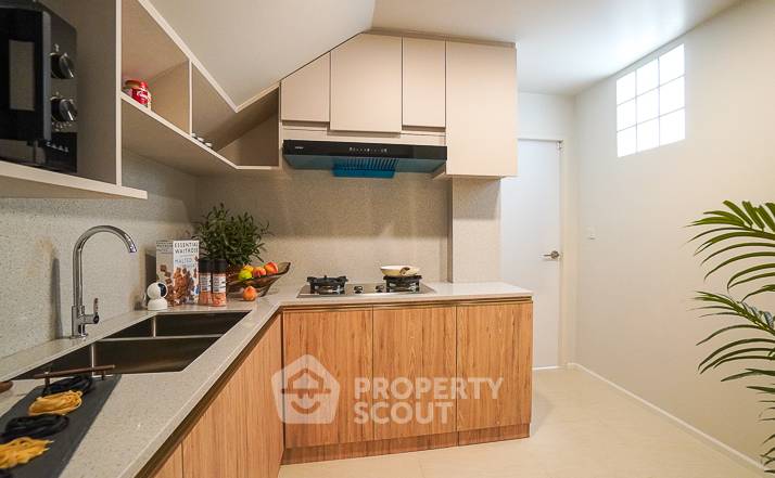 picture 5-BR House at Mayfield Lane Rachada - Ladprao near MRT Ratchadaphisek (ID 1445744) - 7/14