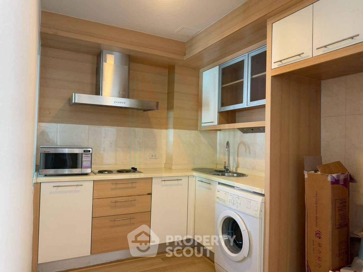 picture 1-BR Condo at The Bangkok Narathiwas Ratchanakarint Condominium in Thung Wat Don (ID 2615779) - 2/8