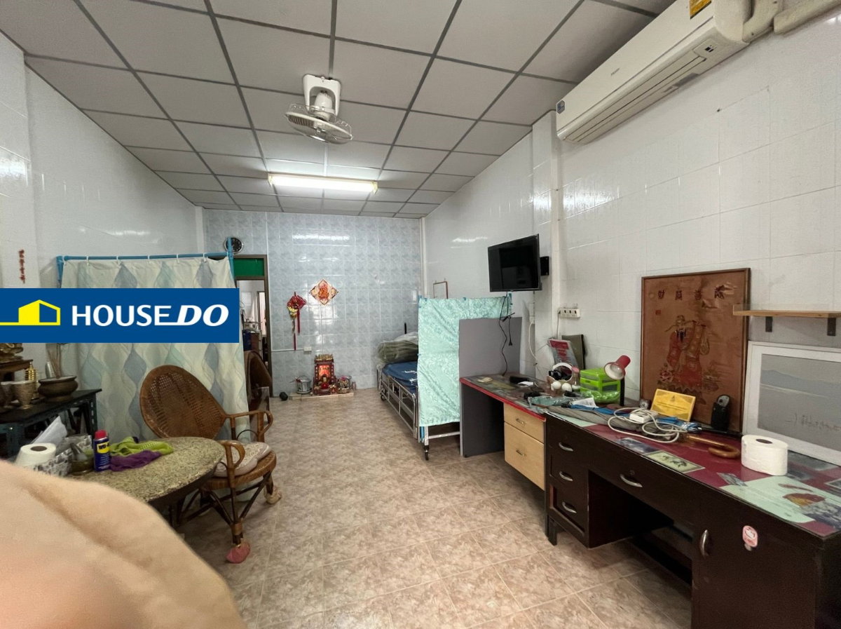 picture Townhouse / Shophouse for Sale in Soi Wat Tri Thotsathep - 11/12