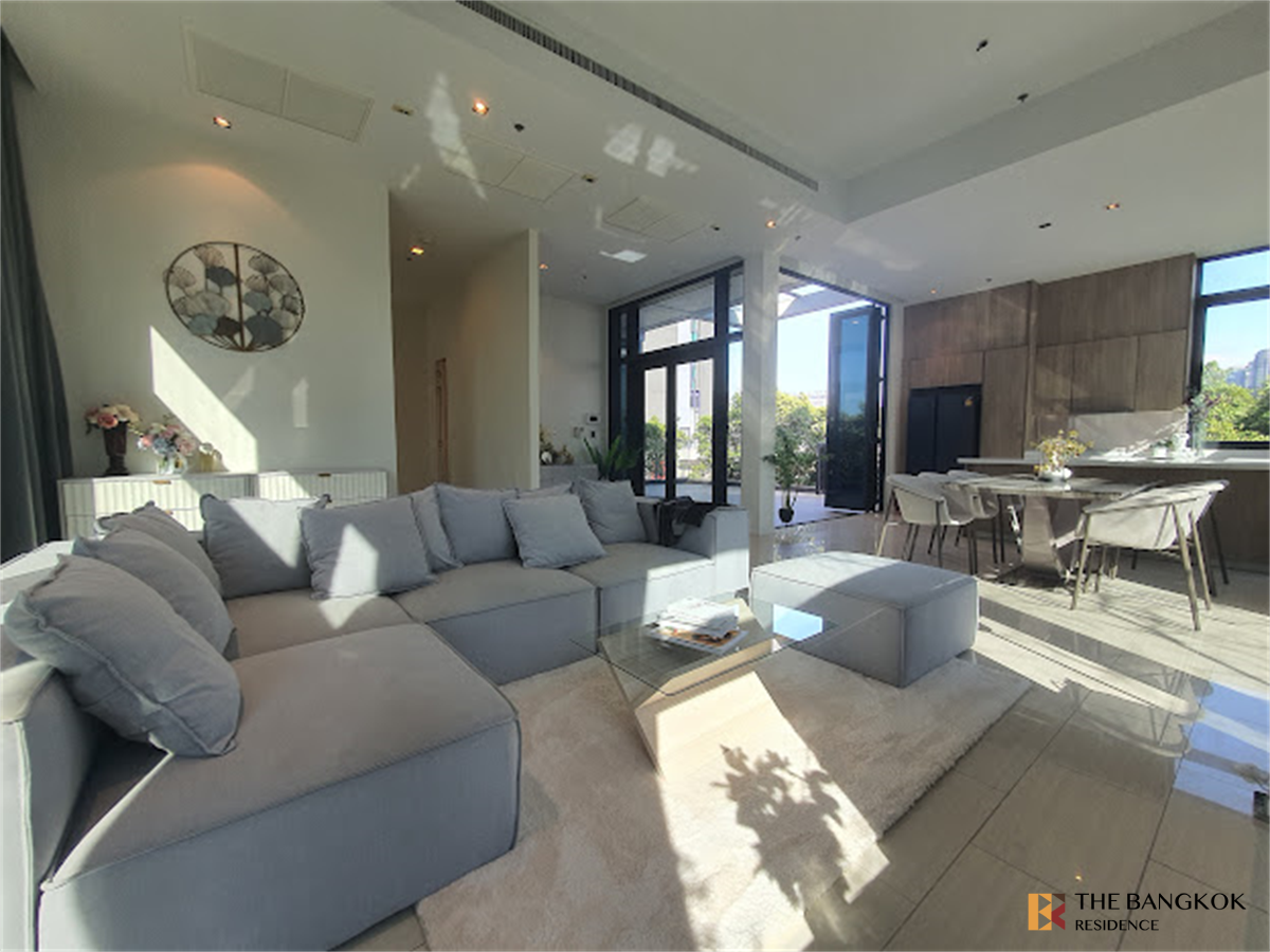 picture Luxury Unit, Ready for You Without the Wait Circle Living Prototype - 1/10