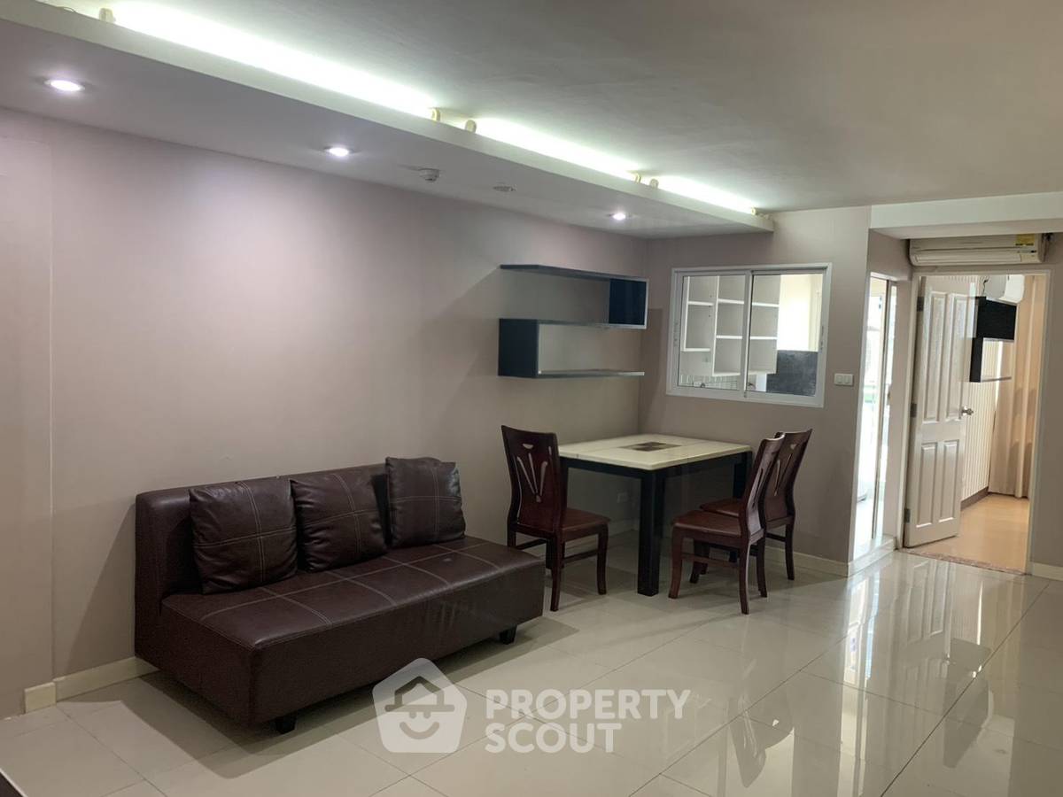 picture 1-BR Condo at Zenith Place @ Sukhumvit Condominium near BTS Phra Khanong (ID 2794755) - 3/8