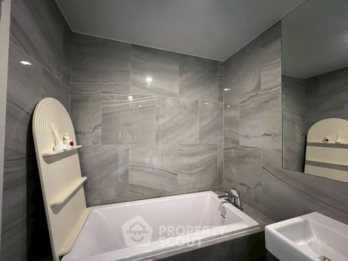 picture 19th-Floor 1-BR At Ideo Q Sukhumvit 36 Near BTS Thong Lor (ID 3008964) - 9/15