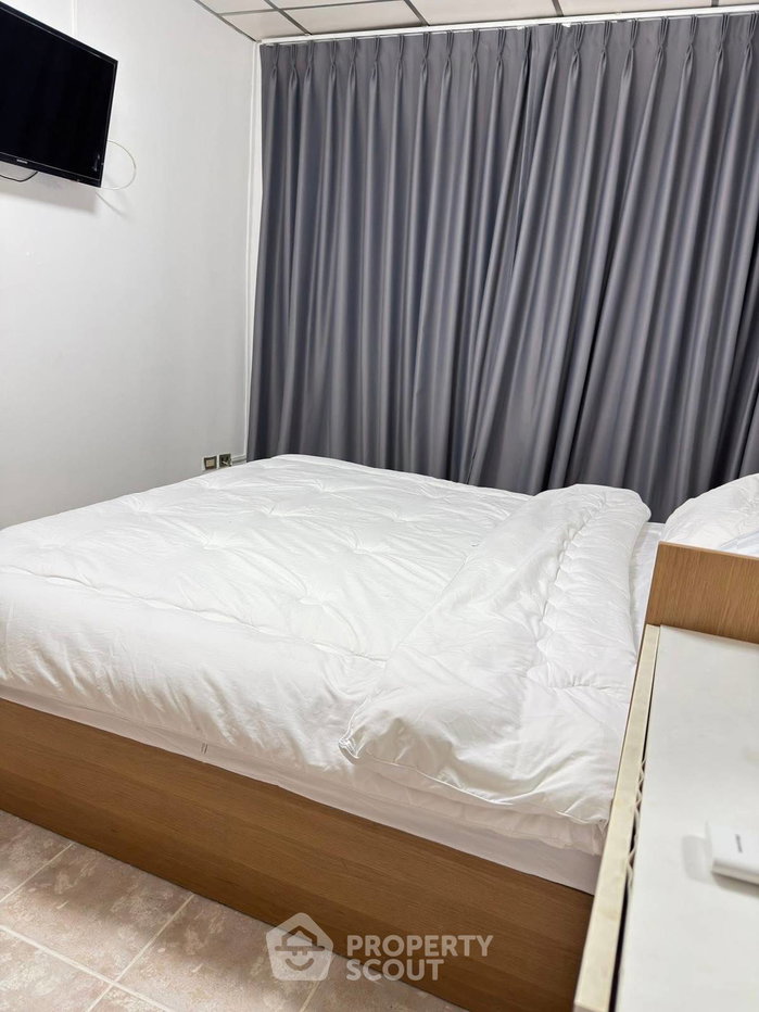picture 2-BR Condo at Wittayu Complex near BTS Phloen Chit (ID 3006676) - 1/22