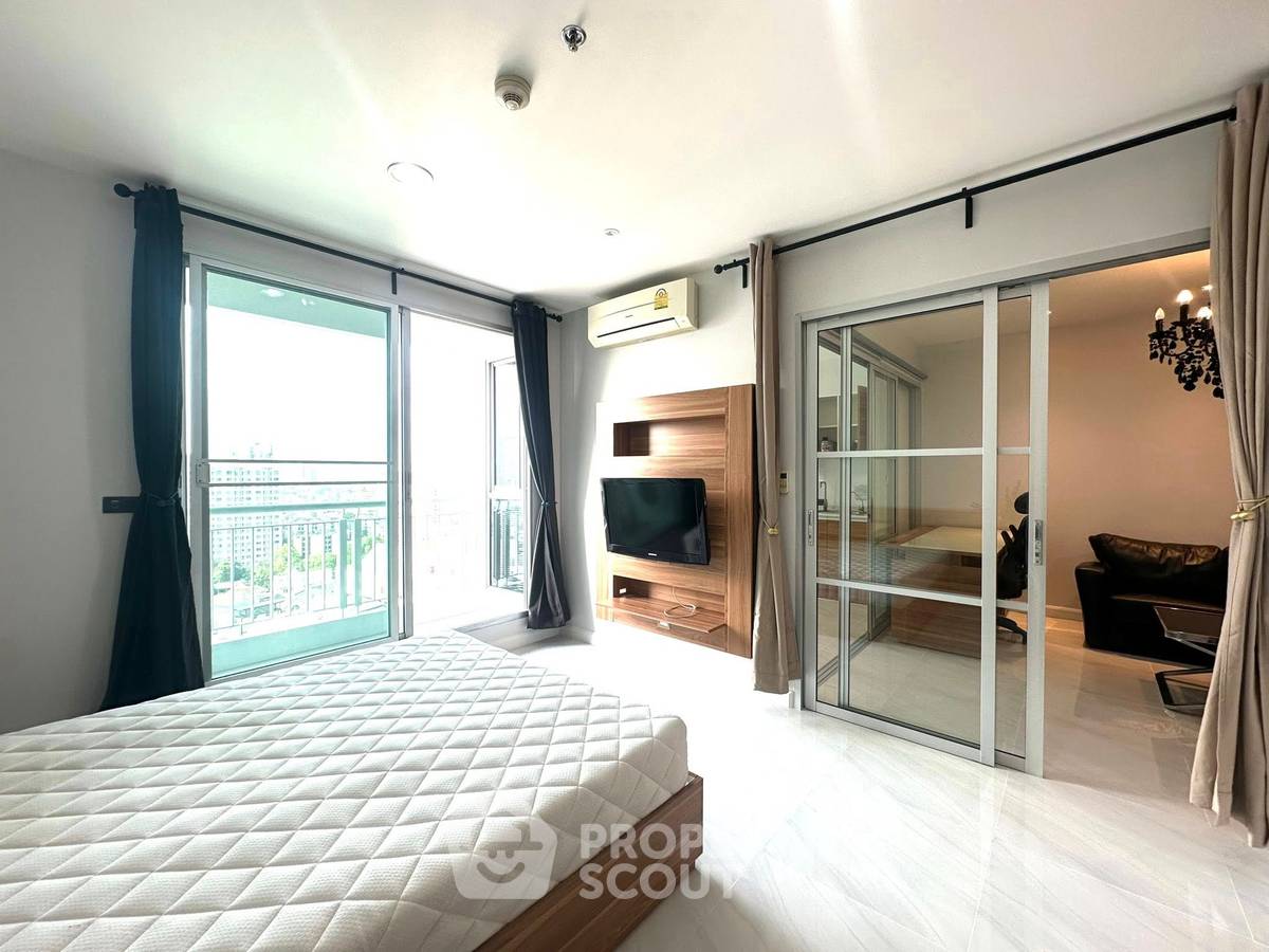 picture 1-BR Condo at Rhythm Ratchada-Huaikwang near MRT Huai Khwang (ID 3004762) - 8/15