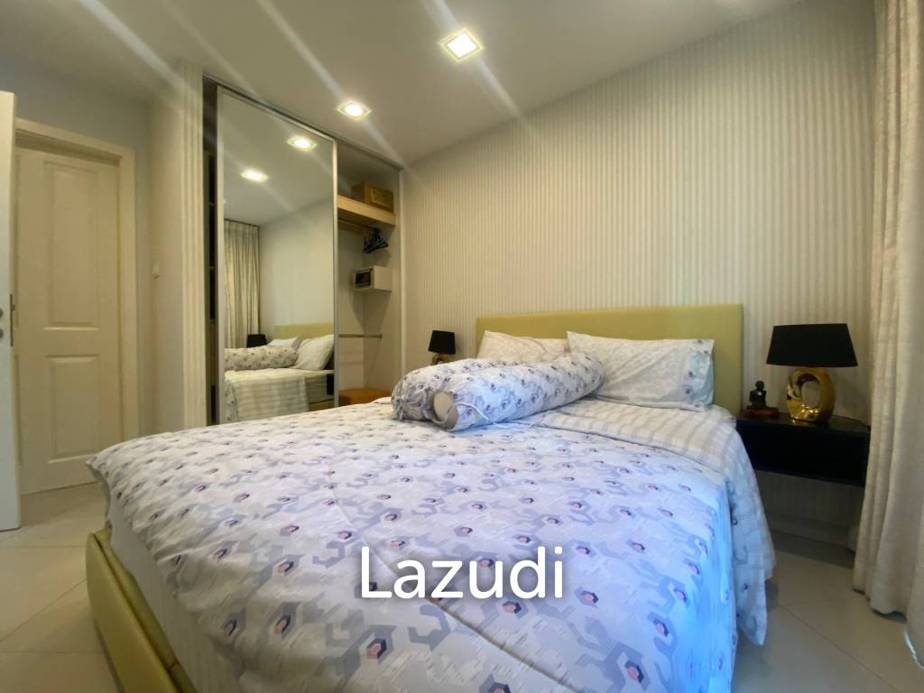 picture 1 Bed 1 Bath 38 SQ.M Art On The Hill - 9/11