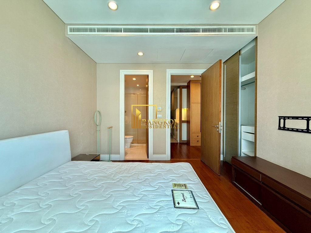 รูป Bright Sukhumvit 24 | Gorgeous 3 Bedroom Duplex Condo - BR6778CD - รูปที่ 19/39