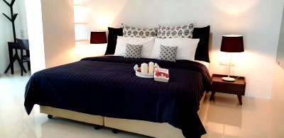 Condos for sale : Luxury beachfront condo at The Sanctuary, Wong Amat Road. Beautiful room, fully furnished.