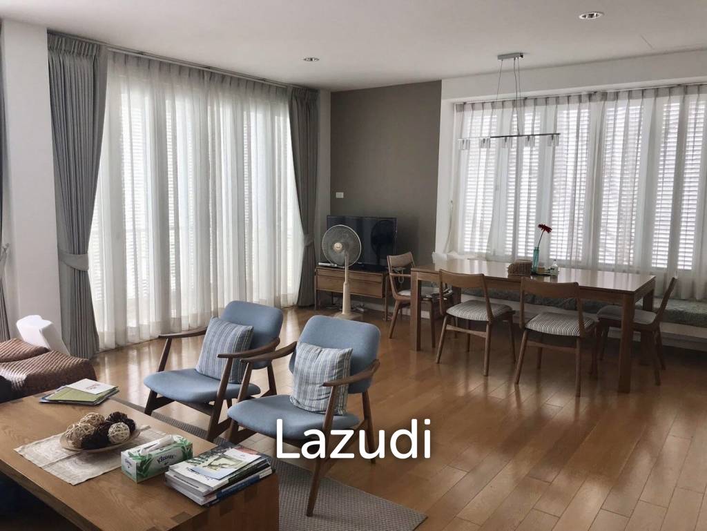 picture 2 Bedroom Pool View : Malibu Condominium - 11/27