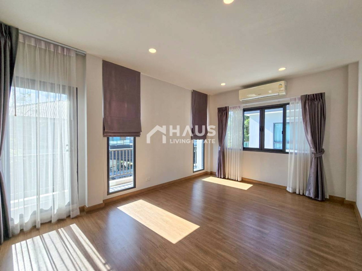 picture Centro Maha Chesadabodindranusorn Bridge 2 / 3 Bedrooms #HRM5050 - 11/20