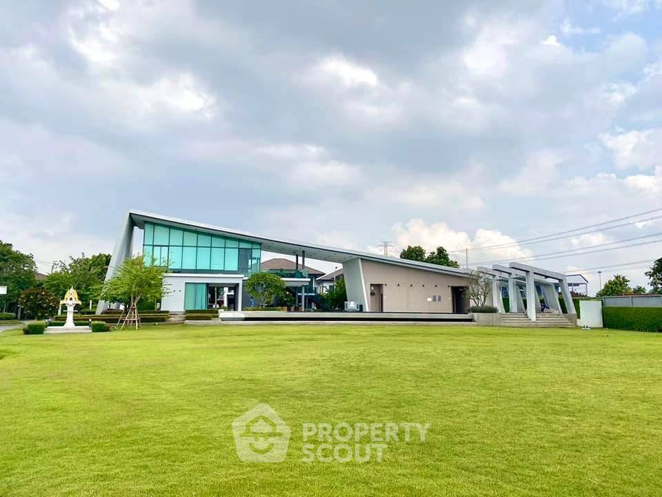picture 4-BR House at Setthasiri Onnut-Srinakarin in Prawet (ID 1442279) - 21/25