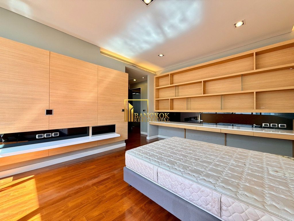 picture Domus | Stunning 4 Bedroom Luxury Condo For Rent in Asoke - BR15984CD - 27/56