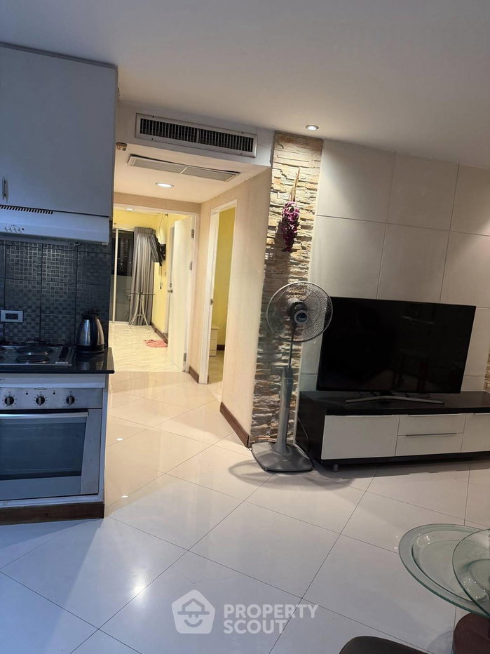picture 2-BR Condo at Wittayu Complex near BTS Phloen Chit (ID 2683646) - 5/8