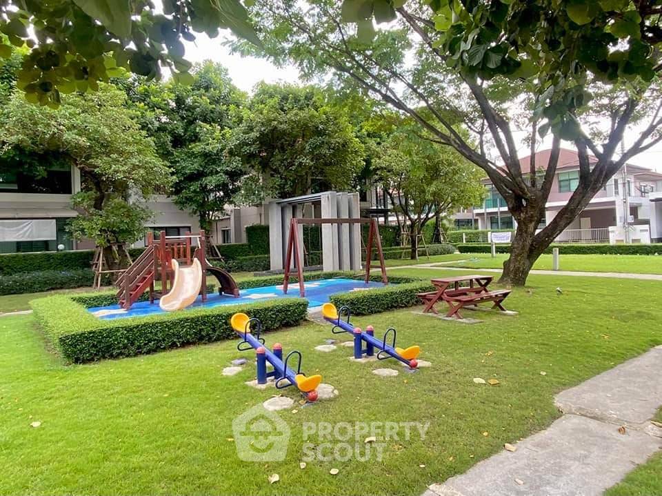 picture 4-BR House at Setthasiri Onnut-Srinakarin in Prawet (ID 1442279) - 24/25