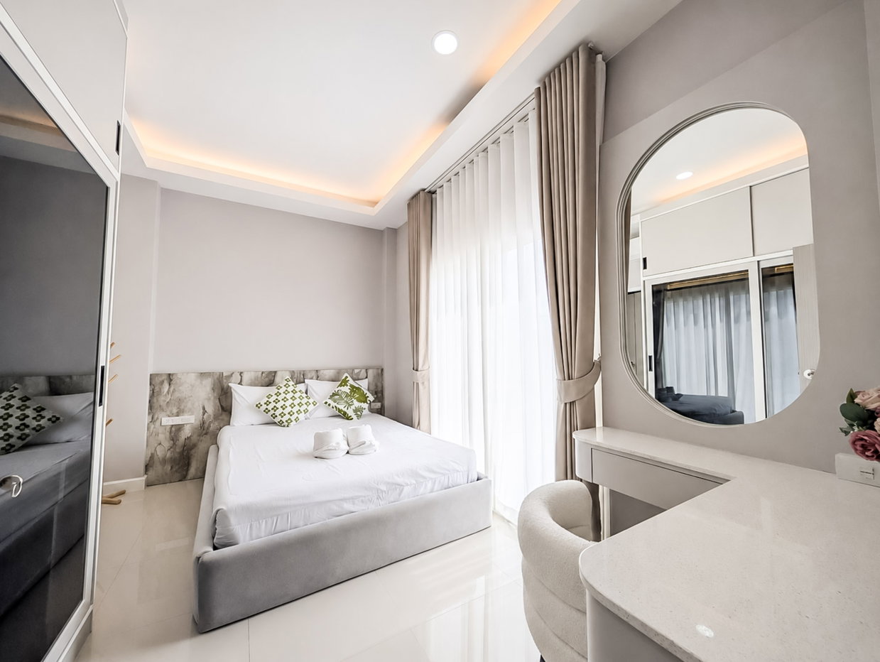 picture Modern New Pool Villa for Sale – Chaiyapruek, Pattaya - 8/13