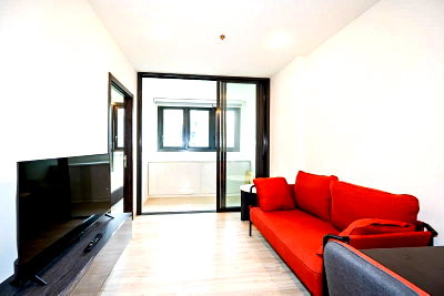 Condos for rent : R3058 Condo For Rent XT Huai Khwang