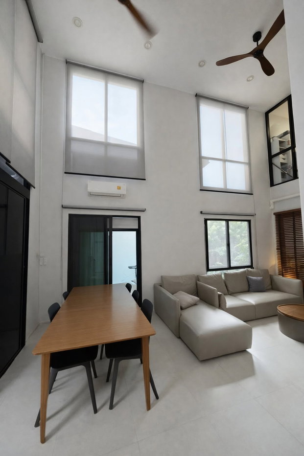 picture For Rent | Modern 4-story house in Estara Haven Pattanakarn 20 project | Pets allowed | 250 sq m. - 2/34