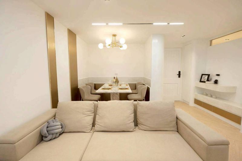 picture Condo for sale with  2 bedrooms, 1 bathroom and   1 kitchen.   - 2/12
