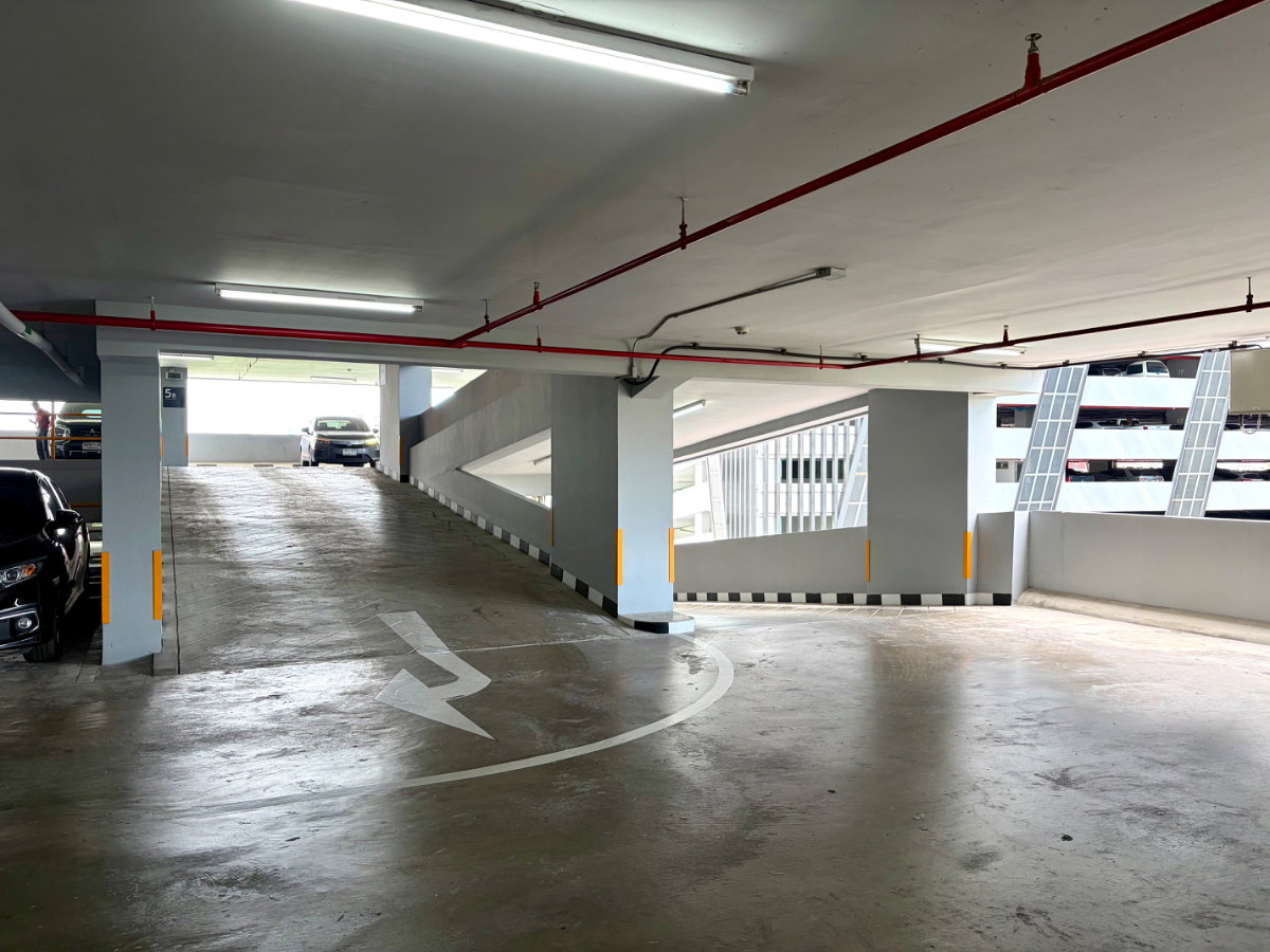 รูป New Grade A & Green Office, Just 290m from MRT Khlong Toei, River View - รูปที่ 12/13