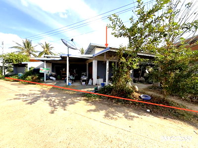 Houses for sale Ubon Ratchathani : HOME 65 Sq.w. Kut Khao Pun Ubon Ratchathani for 1.1M