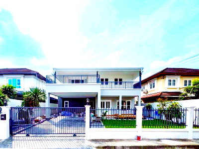 เช่าบ้านเดี่ยว กรุงเทพมหานคร : ใกล้โรงเรียน RIS มีนบุรี 900 ม.เพอร์เฟคเพลส บ้านเดี่ยว 4 นอน 3 น้ำ รามคำแหง164 52 ตร.ว. 180 ตร.ม. พร้อมเฟอร์ฯ
