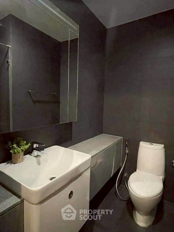 picture 2-BR Condo at Noble Ploenchit near BTS Phloen Chit (ID 3006450) - 28/33
